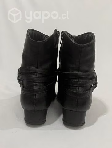 Botín 100% Sintético Marca Barbados N*36 Negro