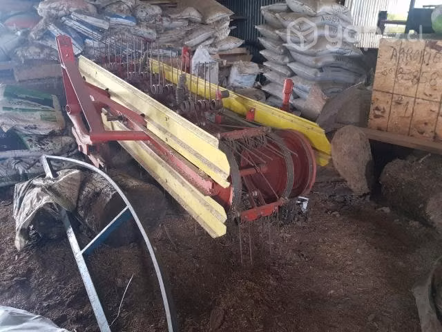 Rastrillo hilerador marca Gaspardo