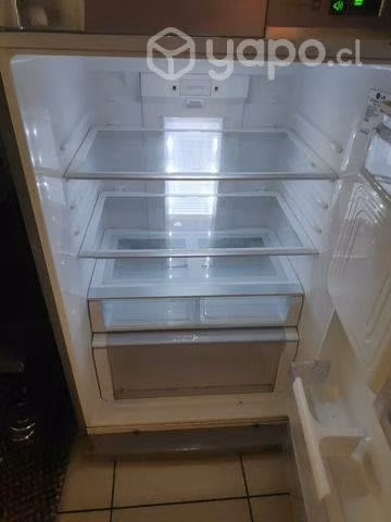 Gran refrigerador marca LG Conversable