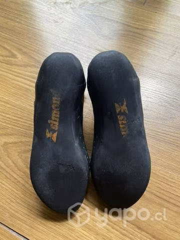 Zapatillas de escalada - Imagen 2