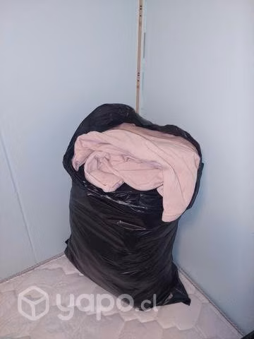 Ropa en buen estado - Imagen 2