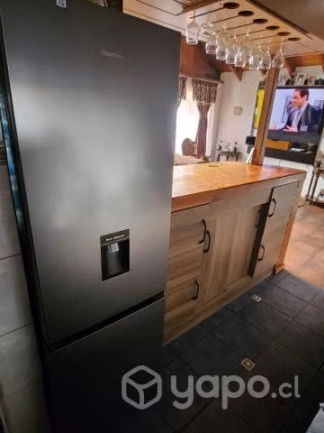 Refrigerador Hisense Bottom freezer 262 litros