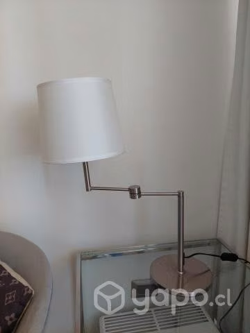 Lampara moderna compacta y de buena calidad