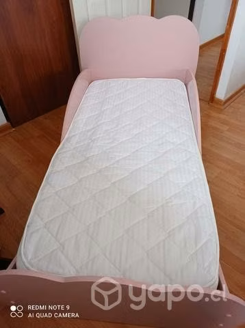 Cama de transición rosada