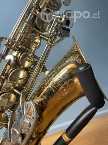 Saxofón Selmer Bundy II+2 Boquillas y Estuche SKB