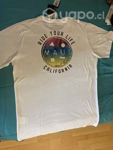 Polera Marca MAUI nueva - Imagen 2