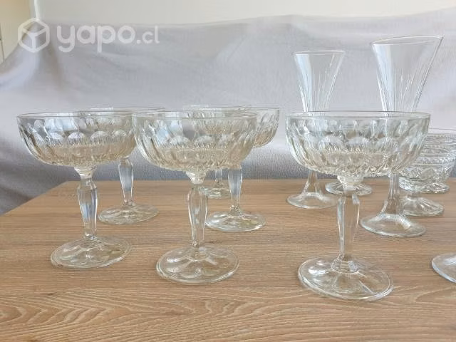 Bellas copas de cristal fino antiguas