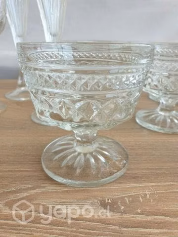Bellas copas de cristal fino antiguas