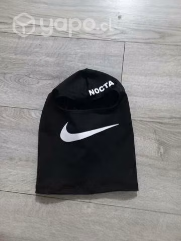 Pasamontañas Nike x Nocta