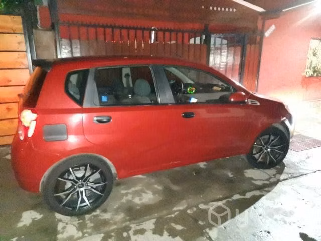 Espejo derecho chevrolet aveo 2010 usado