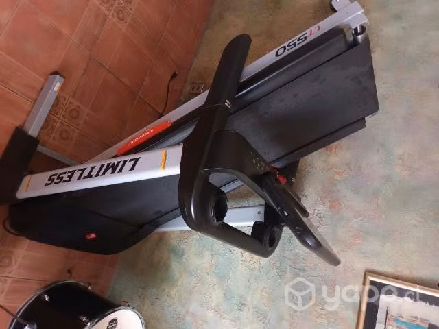 Maquina trotadora Limitless LT550