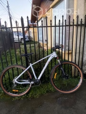 Bicicleta venzo striker pro