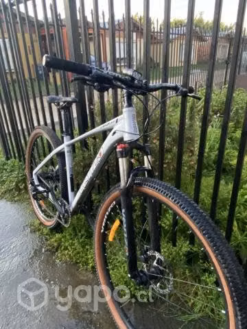 Bicicleta venzo striker pro