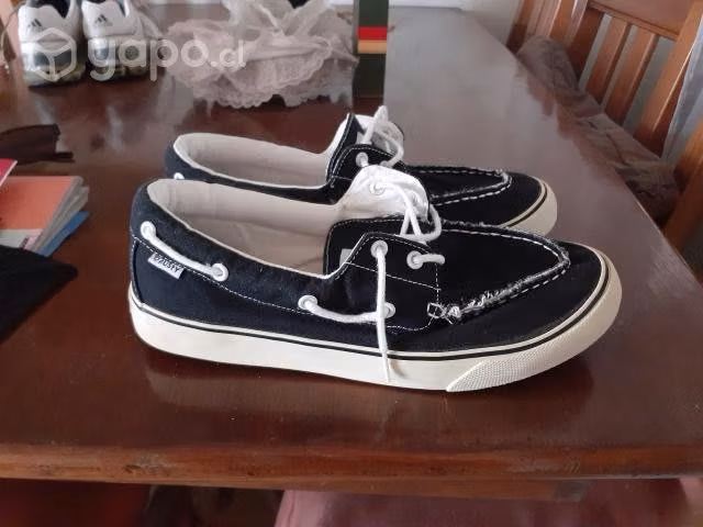 Zapatillas rusty nuevas