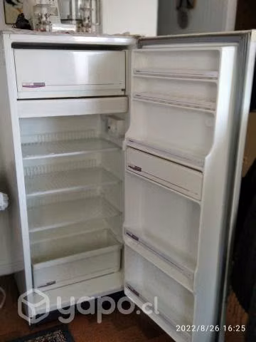 Refrigerador mademsa