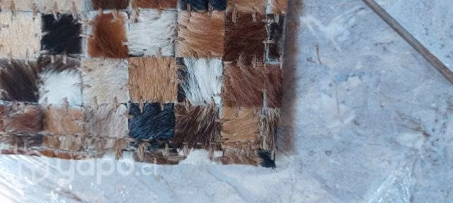 Alfombra pequeña cuero