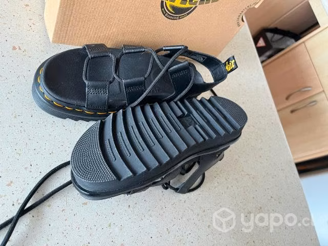 Dr. Martens Sandalias para mujer, Negro, Nuevas