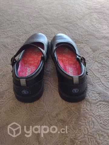 Zapato escolar para dama