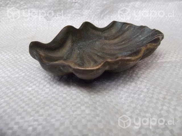 Jabonera Antigua, Bronce Macizo Con Diseño - Imagen 2