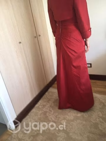Vestido de fiesta, color rojo