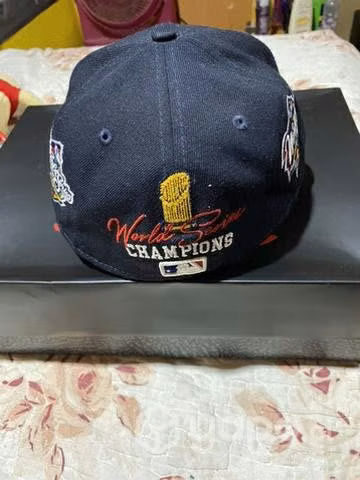 Gorro new era modelo exclusivo talla 7 1/4 57,7 cm - Imagen 3