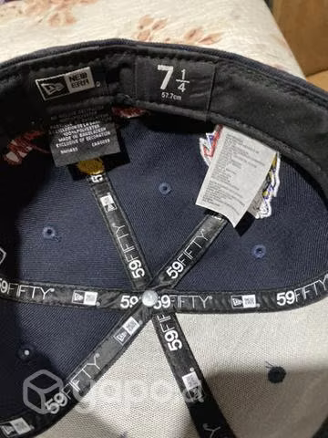 Gorro new era modelo exclusivo talla 7 1/4 57,7 cm - Imagen 2