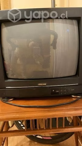 Televisor Samsung antiguo funcionando - Imagen 2