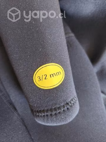 Traje Surf 3/2mm - solo fue usado una vez