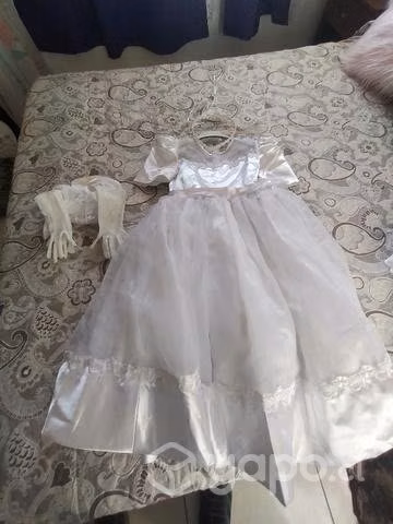 Vestido y accesorios para primera comunión