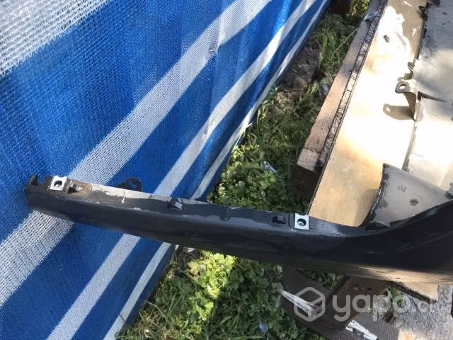 Parachoque Trasero Toyota Rav4 (2021)