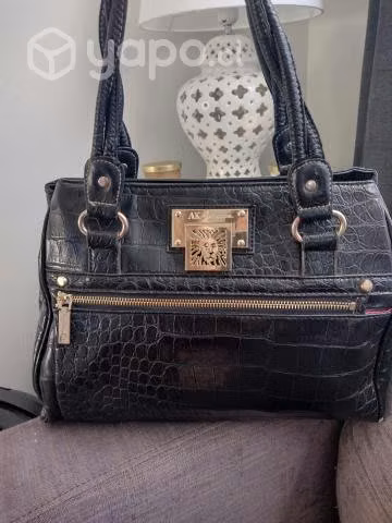 Carrara Anne Klein