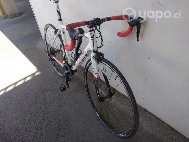 Bicicleta ruta full carbono