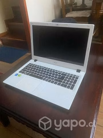Laptop ACER - Imagen 2