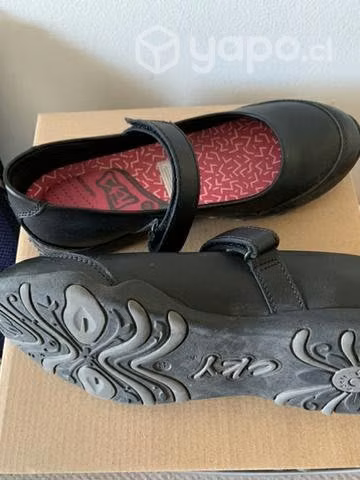 Zapatos escolares Colloky talla 35