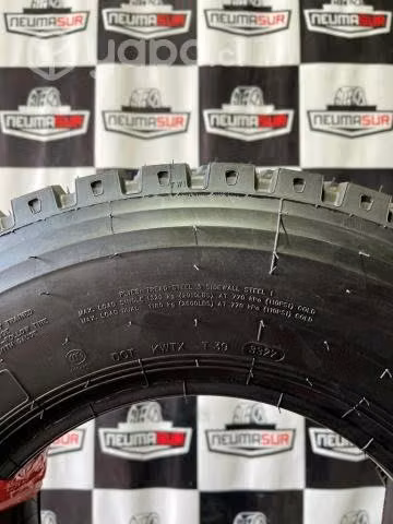 Neumáticos 7.00R16 THREE-A TRACC 14PR Set completo