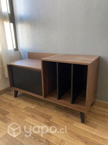 Mesa tornamesa impecable