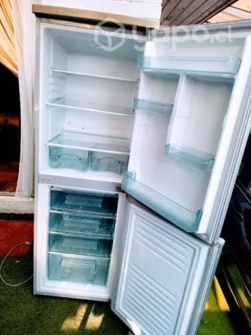 Refrigerador Mademsa 250 litros