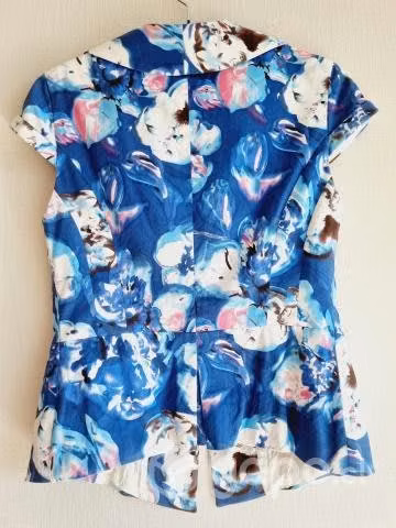 Blazer ASH manga corta. Azul flores. S - Imagen 4