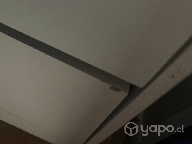 Escritorio en buen estado