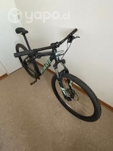 Bicicleta Specialized Rockhopper Sport