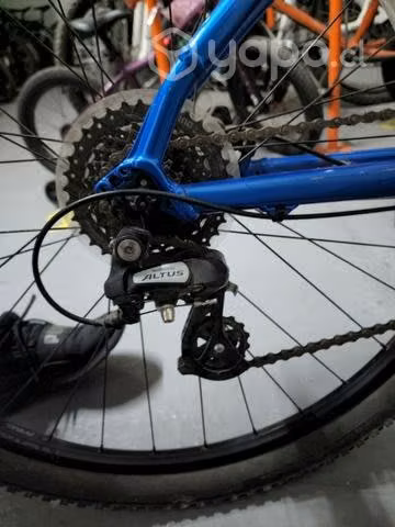 Bicicleta trek marlin 6 + camara antipinchazo