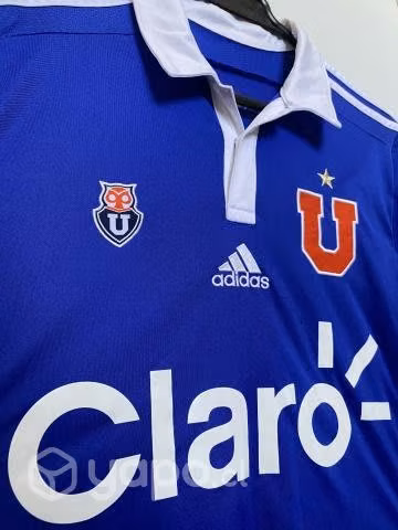 Polera Universidad de Chile año 2014 talla S
