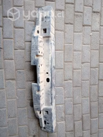 Refuerzo parachoque trasero Mahindra Scorpio