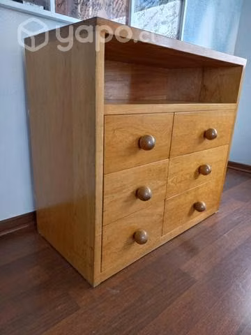 Cómoda de raulí macizo