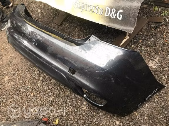 Parachoque Trasero Renault Symbol (17-20)