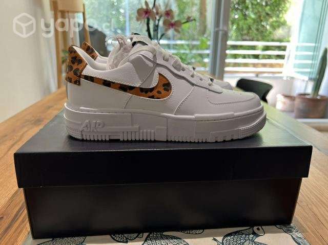 Nike pixel Air Force 1 - Imagen 2