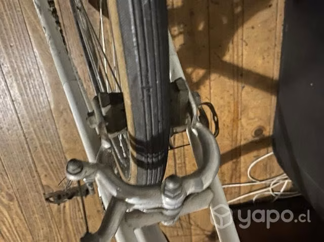 Bicicleta Aprilia media pista aro 28 IMPECABLE