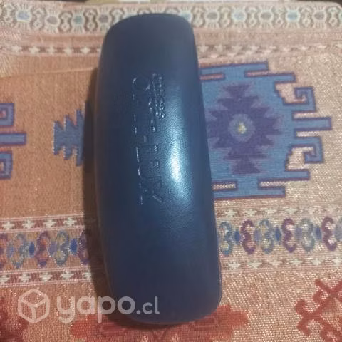 Estuche de anteojos color azul