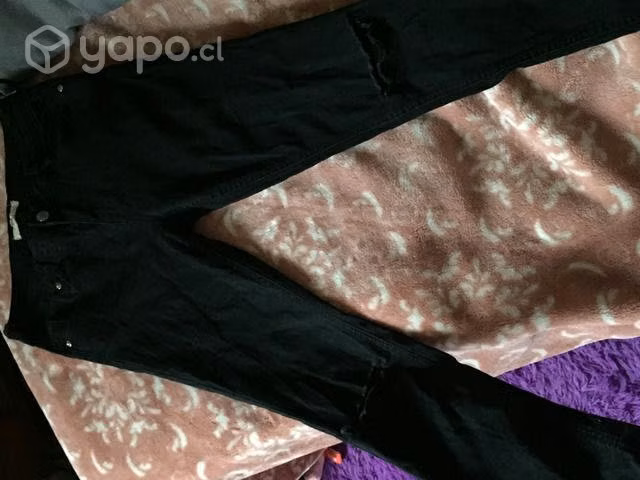 Pantalón y poleron