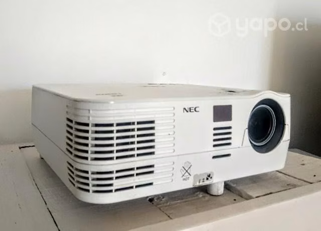 Proyector Nec VE-282 usado